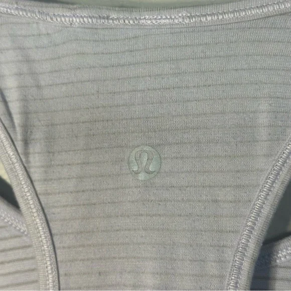 LULULEMON Essential Tank - Picture 7 of 7
